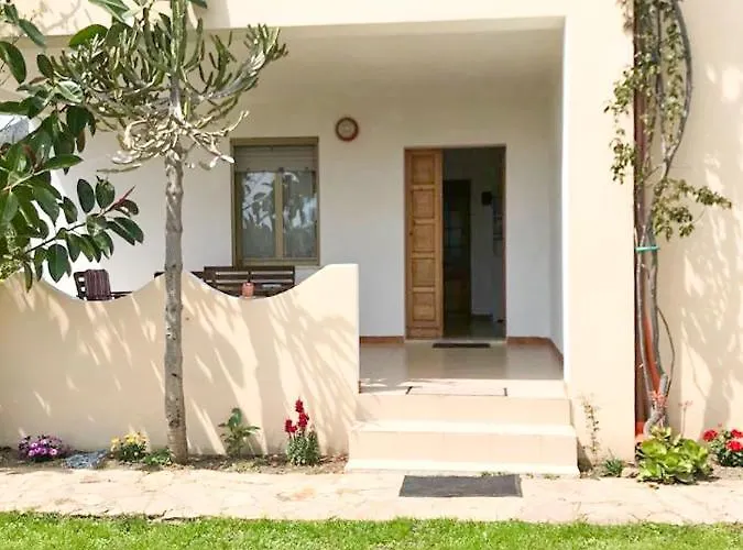 Lu Fraili House 圣特奥多罗